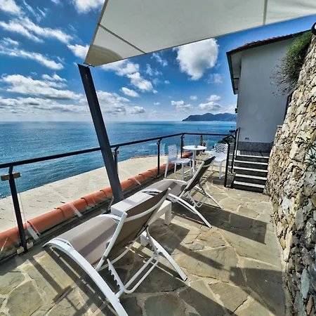 Creuza De Mae 3* Riomaggiore